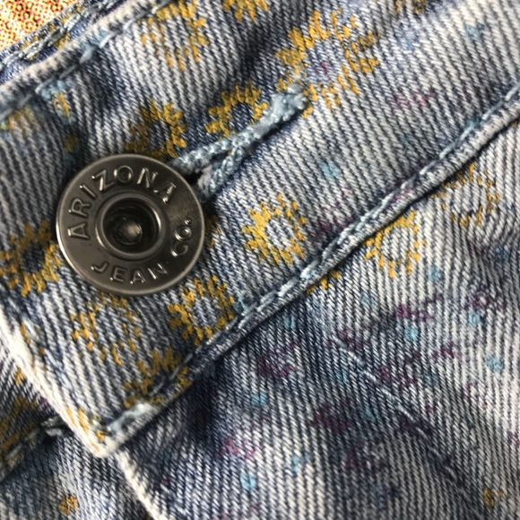 Girl’s Floral Denim Jeans Light Wash Jean Skirt - Picture 2 of 5